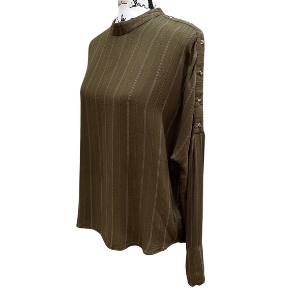 Free People Olive Green Button Sleeve Top Open Back Size XS - Picture 2 of 6